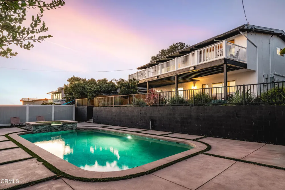 3086 GROVE STREET Ventura, CA 93003