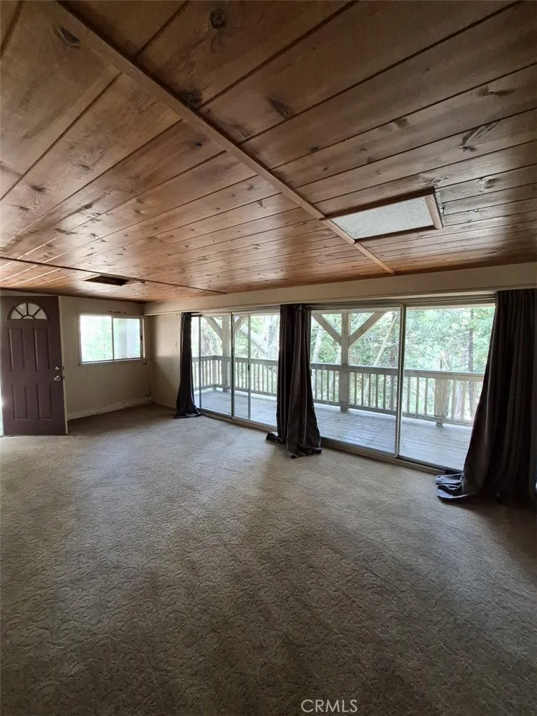 28644 Shenandoah Lake Arrowhead, CA 92352