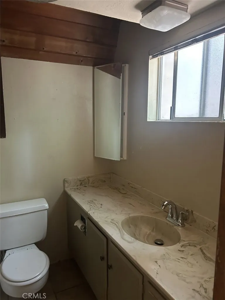 28644 Shenandoah Lake Arrowhead, CA 92352