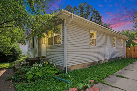 244 Majestic Street SE