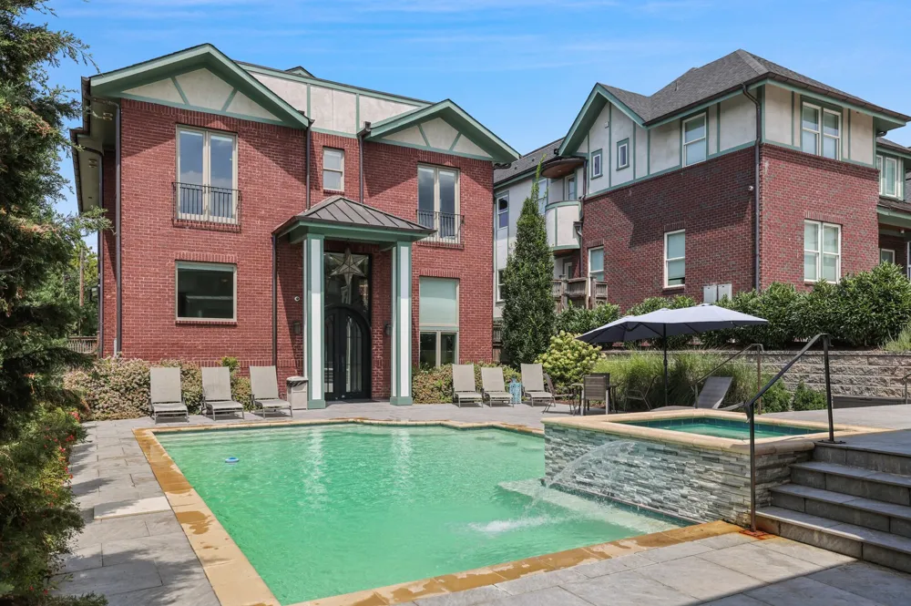 816 Shelby Ave Nashville, TN 37206