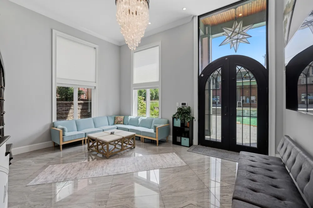 816 Shelby Ave Nashville, TN 37206