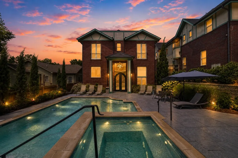 816 Shelby Ave Nashville, TN 37206