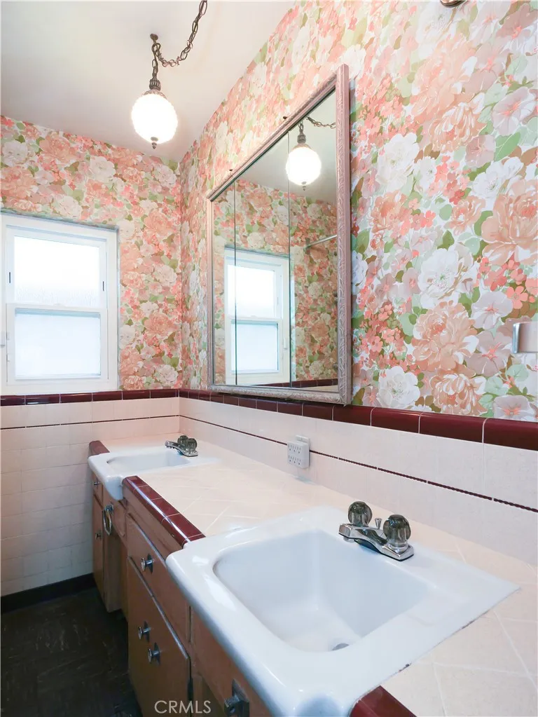 26227 Ozone Avenue Harbor City, CA 90710