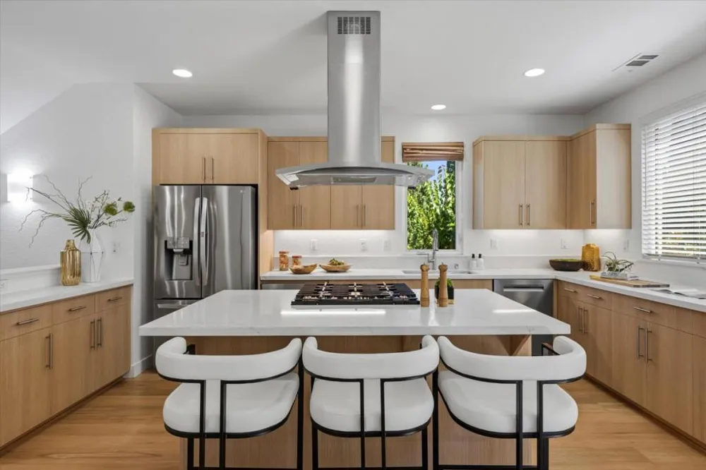 410 Gene Court Palo Alto, CA 94306