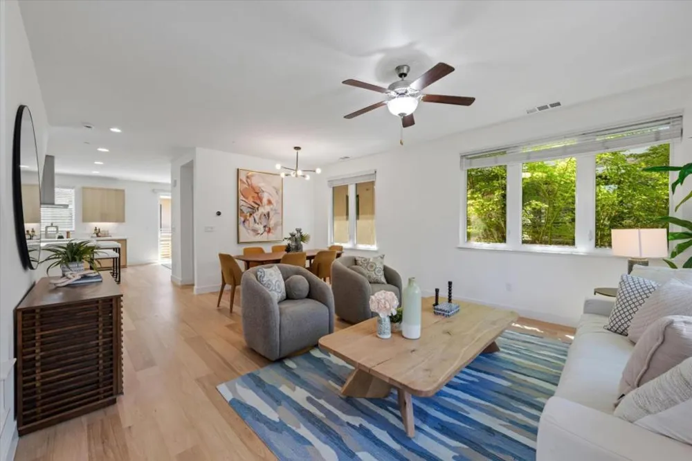 410 Gene Court Palo Alto, CA 94306