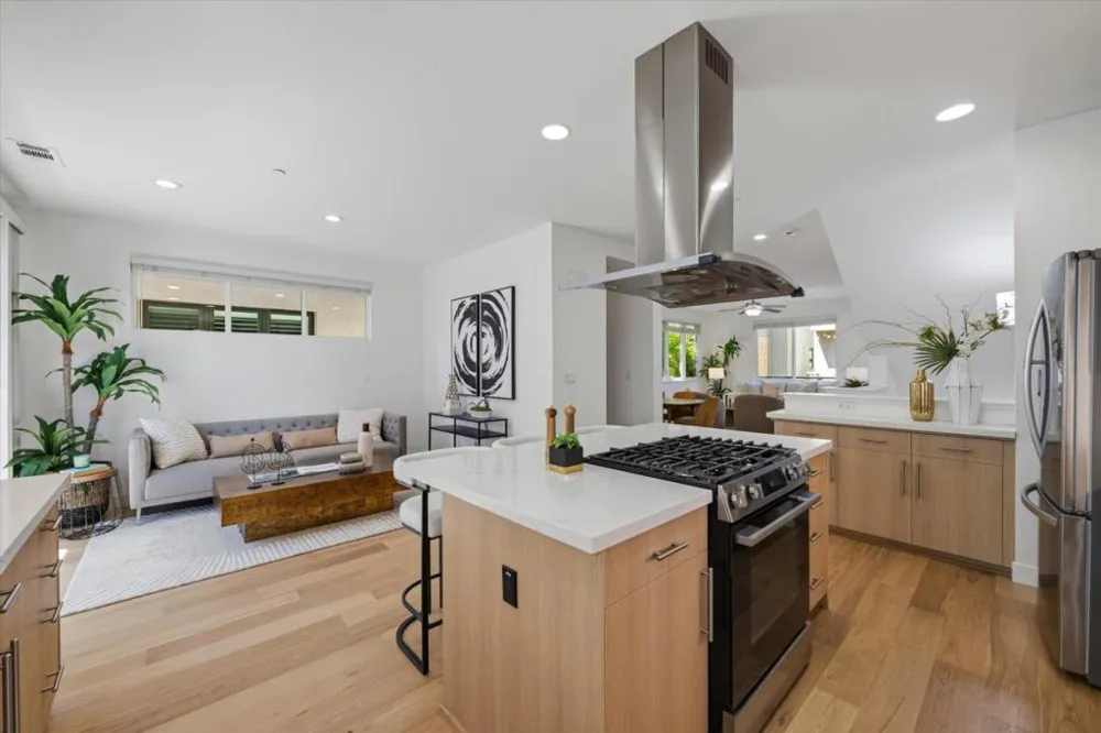 410 Gene Court Palo Alto, CA 94306