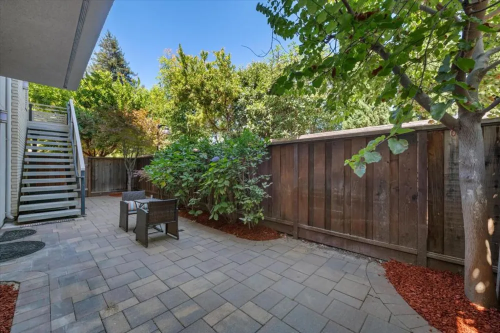 410 Gene Court Palo Alto, CA 94306