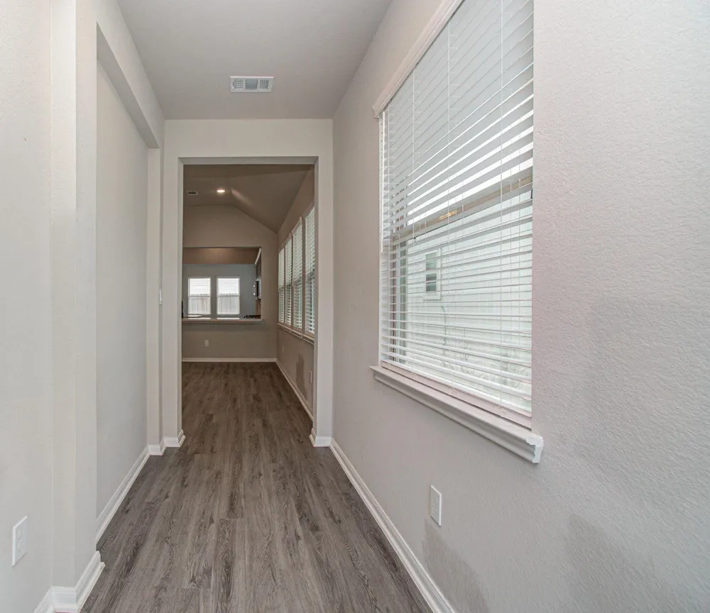 18621 Hunter William Way New Caney, TX 77357