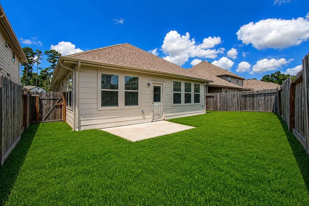 18621 Hunter William Way New Caney, TX 77357