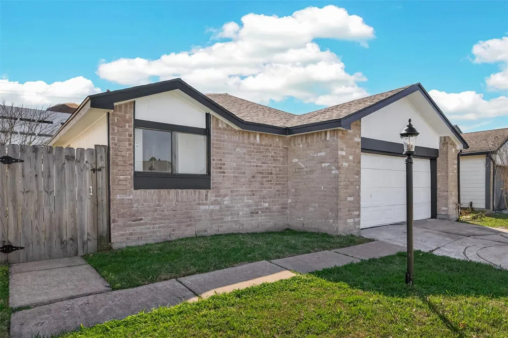 12817 Hill Branch Drive Houston, TX 77082