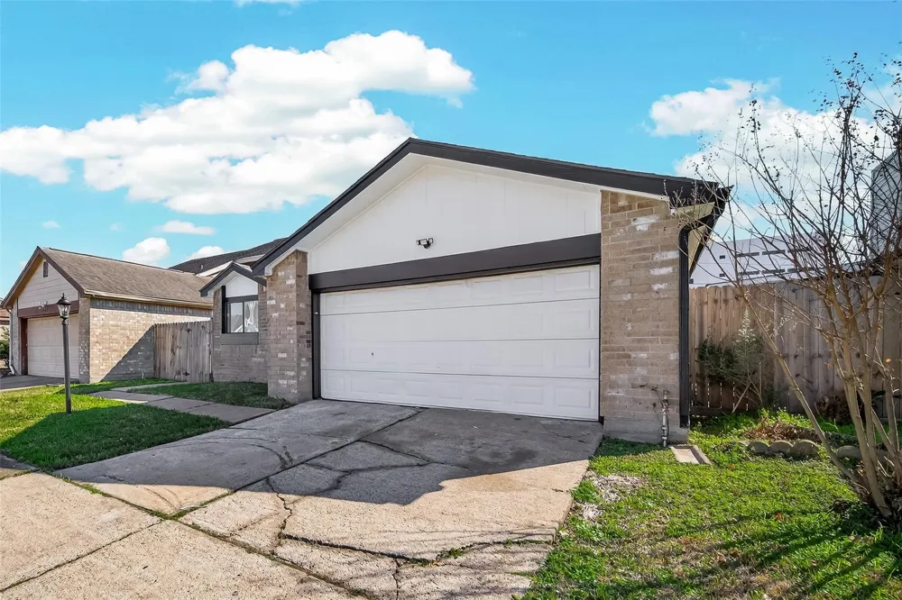 12817 Hill Branch Drive Houston, TX 77082