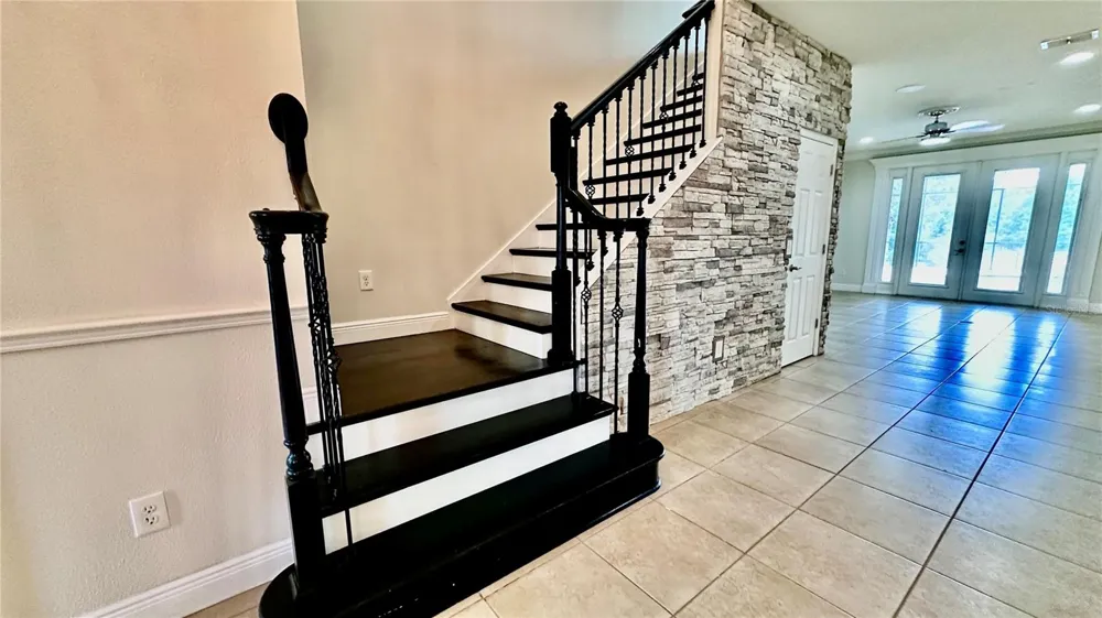 1445 VIA SANGRO PLACE Winter Park, FL 32792