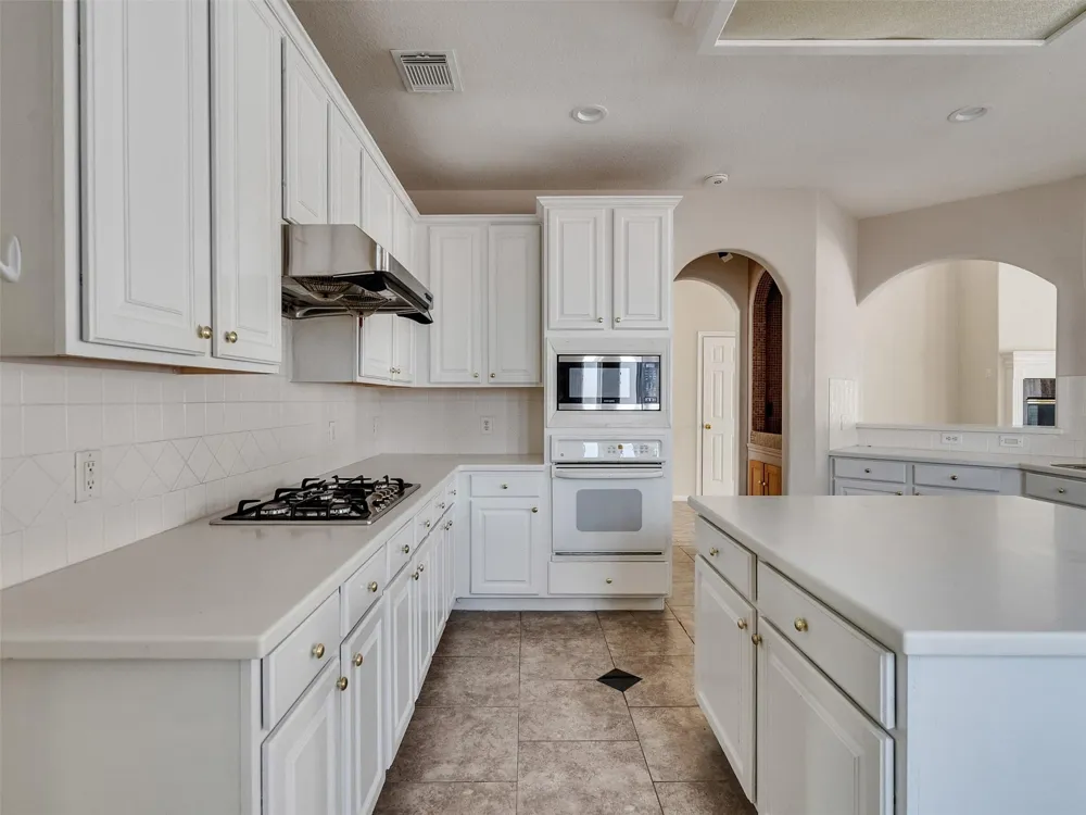 3902 Breaux Bridge Lane Sugar Land, TX 77479