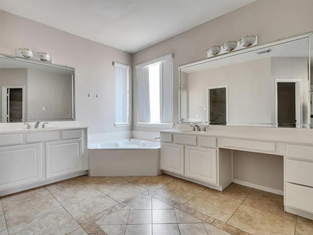 3902 Breaux Bridge Lane Sugar Land, TX 77479