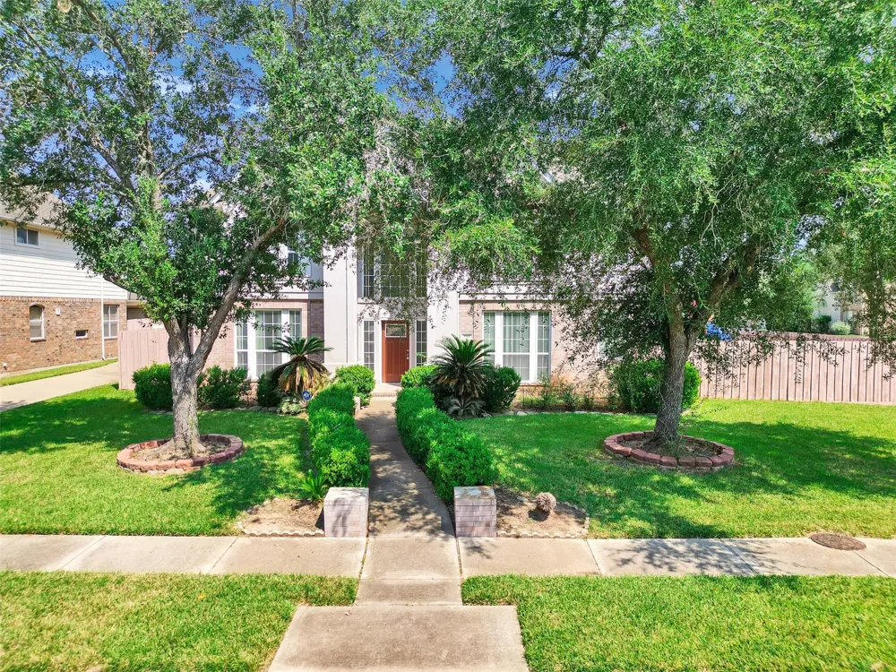 3902 Breaux Bridge Lane Sugar Land, TX 77479