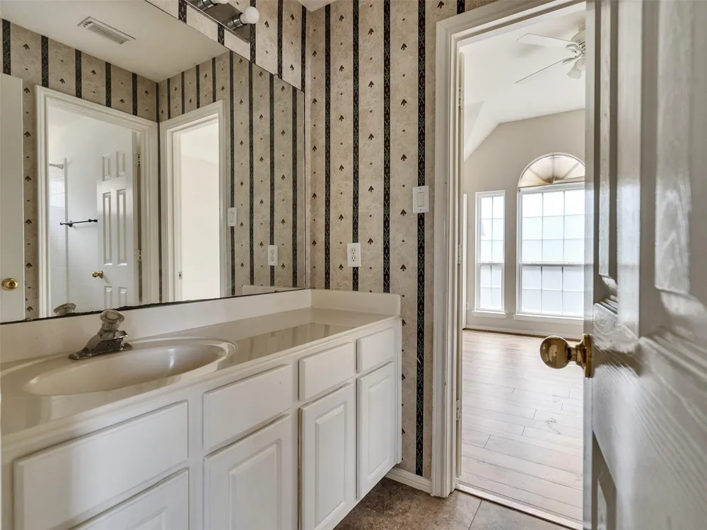 3902 Breaux Bridge Lane Sugar Land, TX 77479