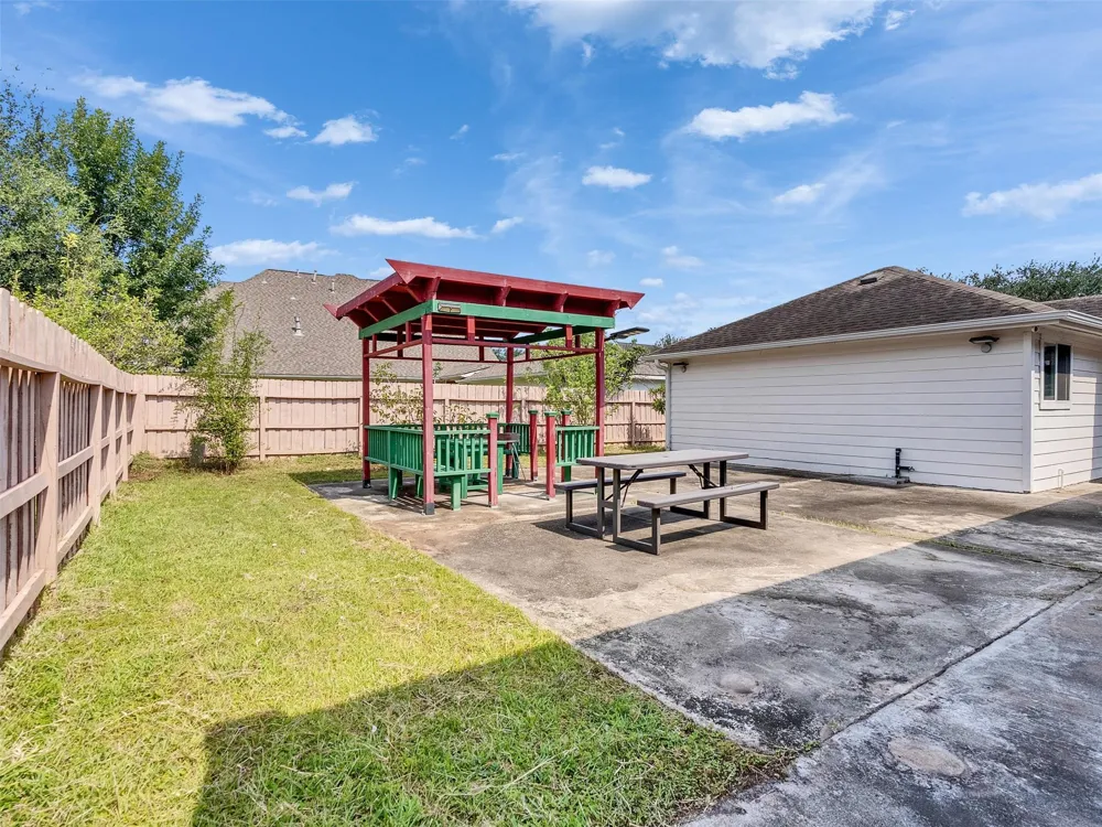 3902 Breaux Bridge Lane Sugar Land, TX 77479
