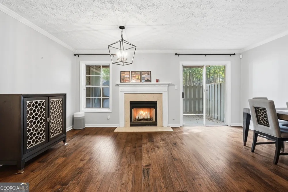 1402 N Crossing DR NE Atlanta, GA 30329