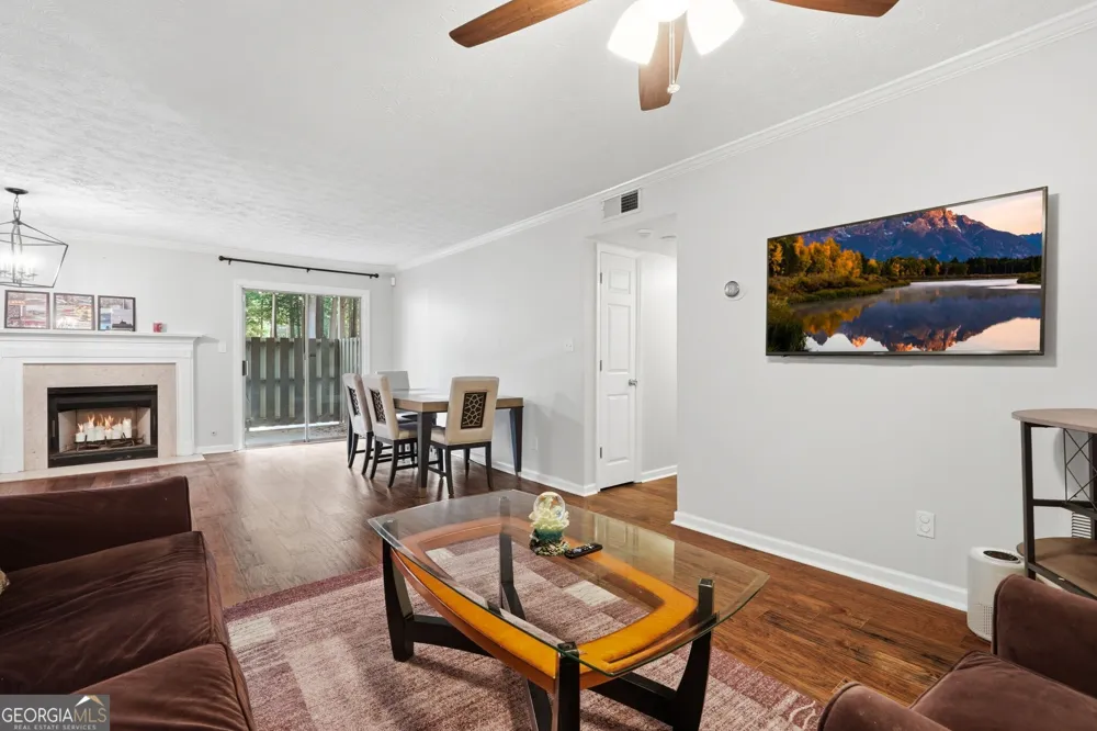 1402 N Crossing DR NE Atlanta, GA 30329