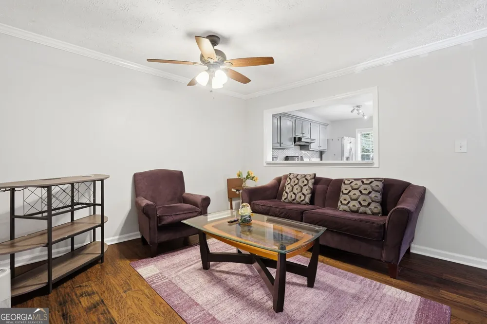 1402 N Crossing DR NE Atlanta, GA 30329