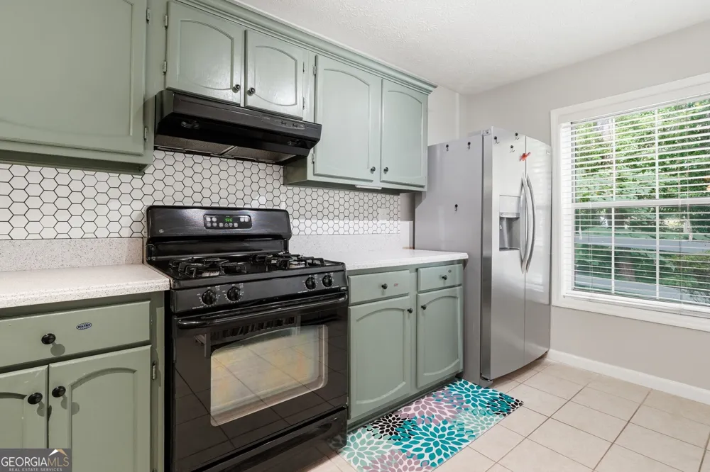 1402 N Crossing DR NE Atlanta, GA 30329