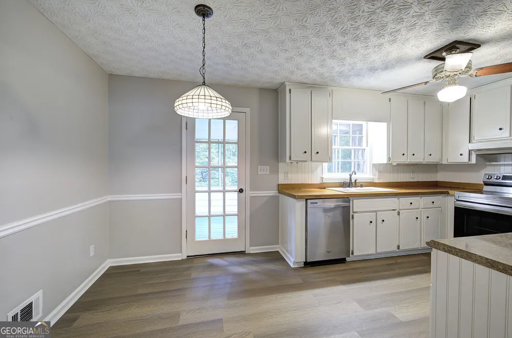 530 Cove RD Canton, GA 30114