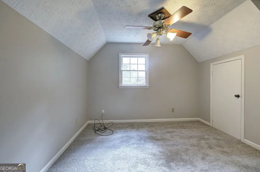530 Cove RD Canton, GA 30114