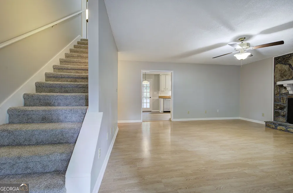 530 Cove RD Canton, GA 30114