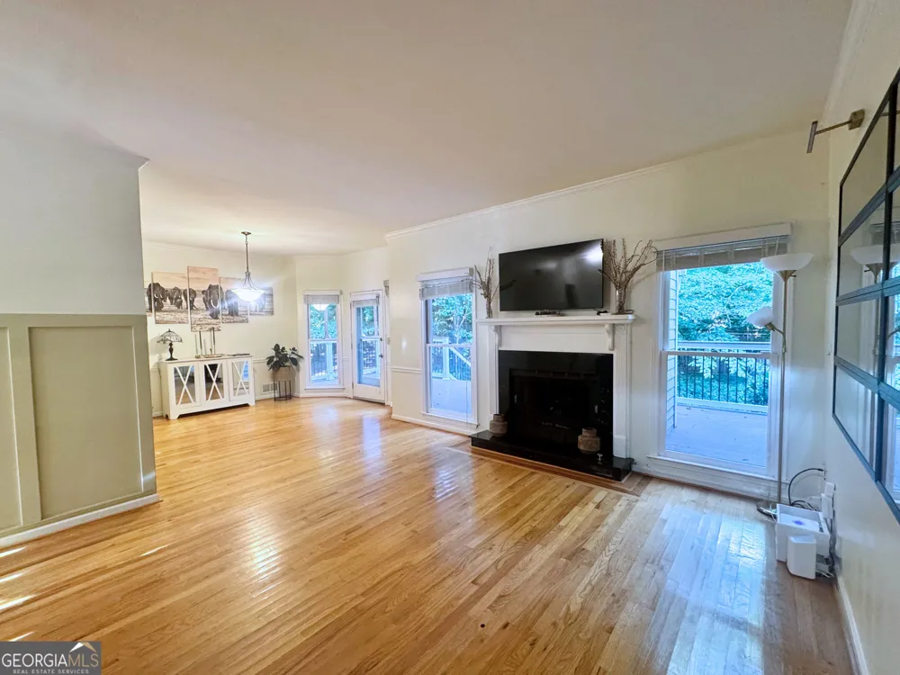 1439 Cambridge CMN Decatur, GA 30033