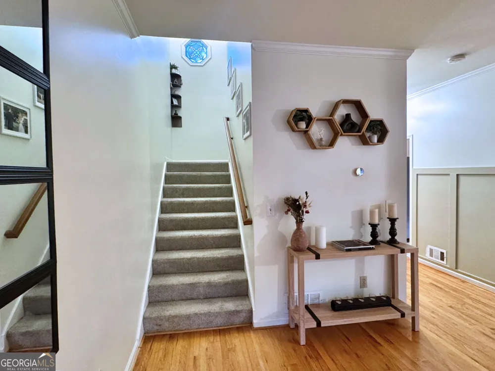 1439 Cambridge CMN Decatur, GA 30033