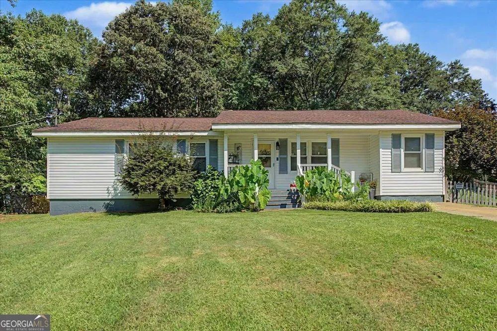 32 Watkins RD Newnan, GA 30263