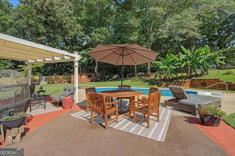 32 Watkins RD Newnan, GA 30263
