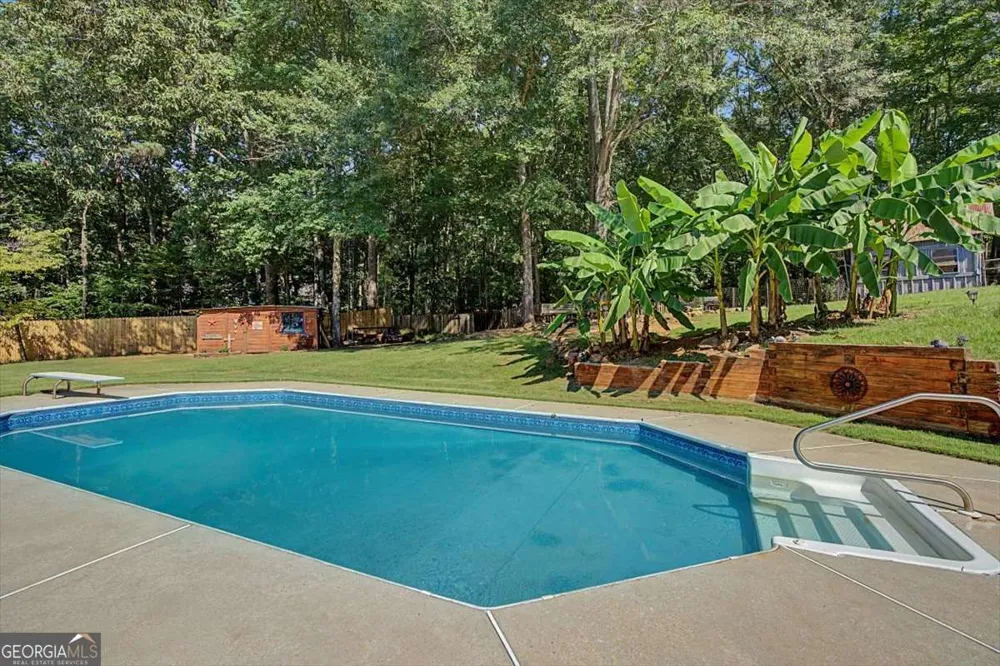 32 Watkins RD Newnan, GA 30263