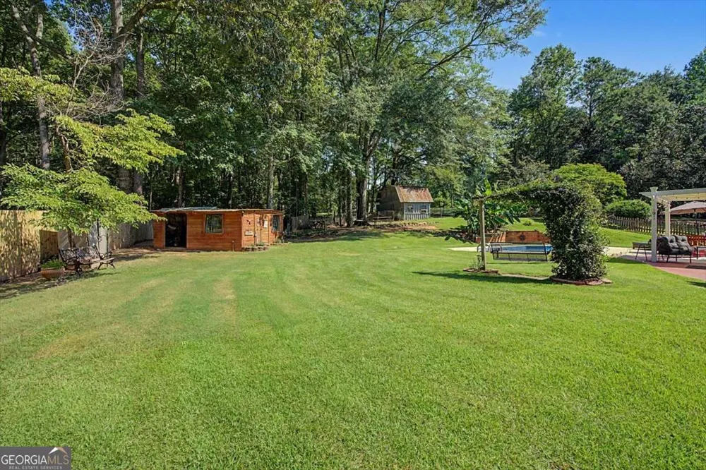 32 Watkins RD Newnan, GA 30263