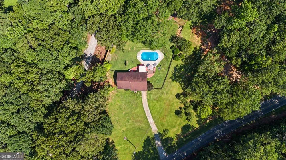 32 Watkins RD Newnan, GA 30263
