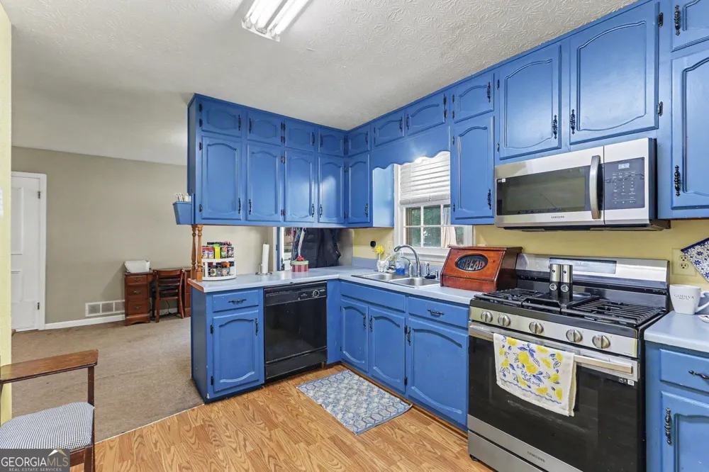 150 Aspen Lake DR E Newnan, GA 30263