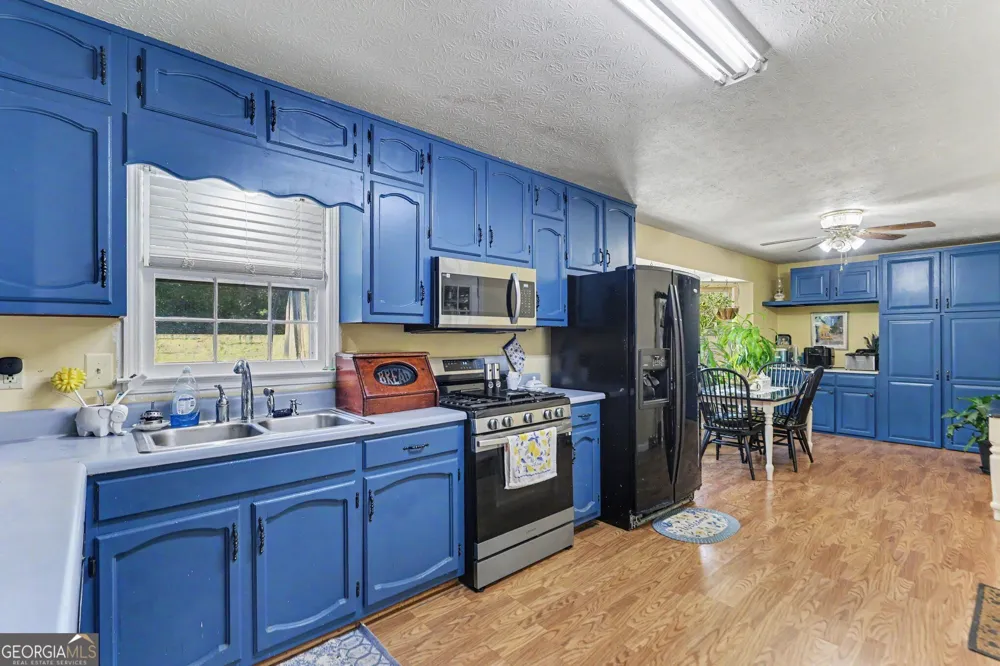 150 Aspen Lake DR E Newnan, GA 30263