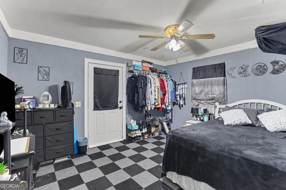 150 Aspen Lake DR E Newnan, GA 30263
