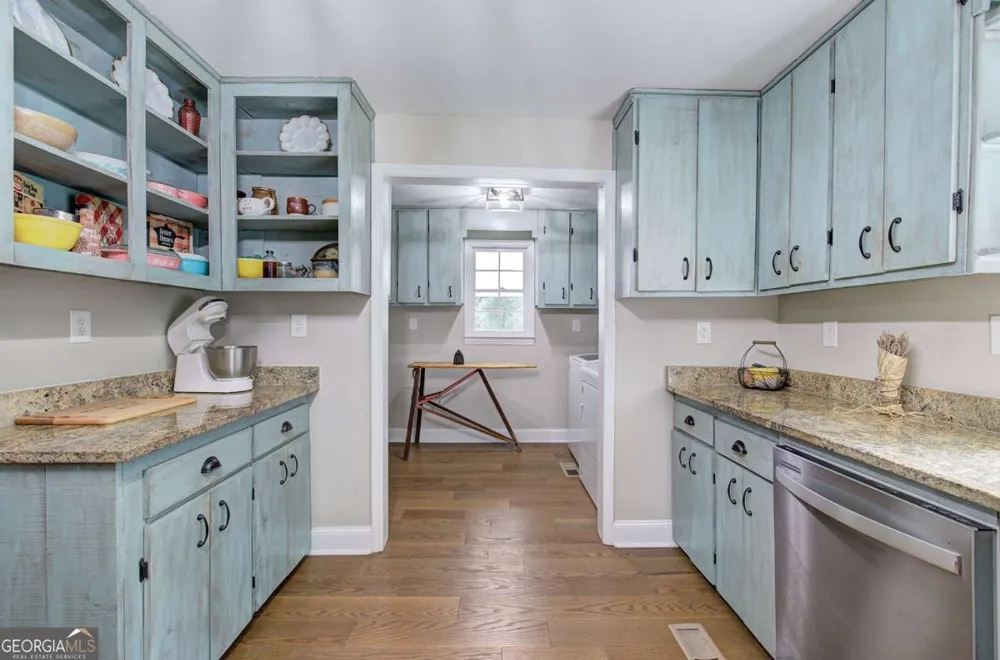 5247 Roland Hayes PKWY SW Calhoun, GA 30701