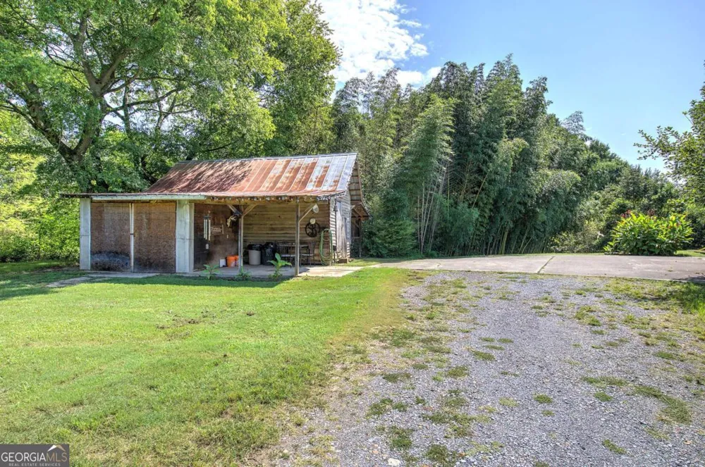 5247 Roland Hayes PKWY SW Calhoun, GA 30701