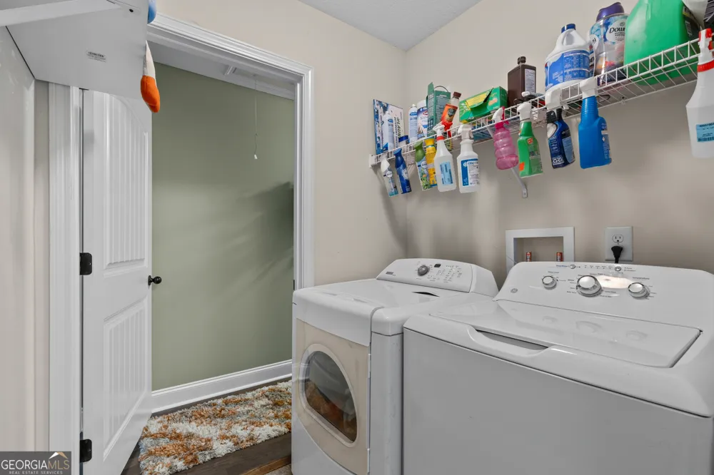 541 Greenridge LN Loganville, GA 30052