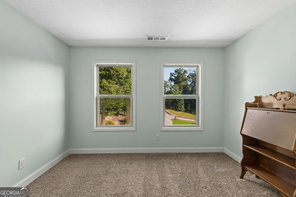 541 Greenridge LN Loganville, GA 30052