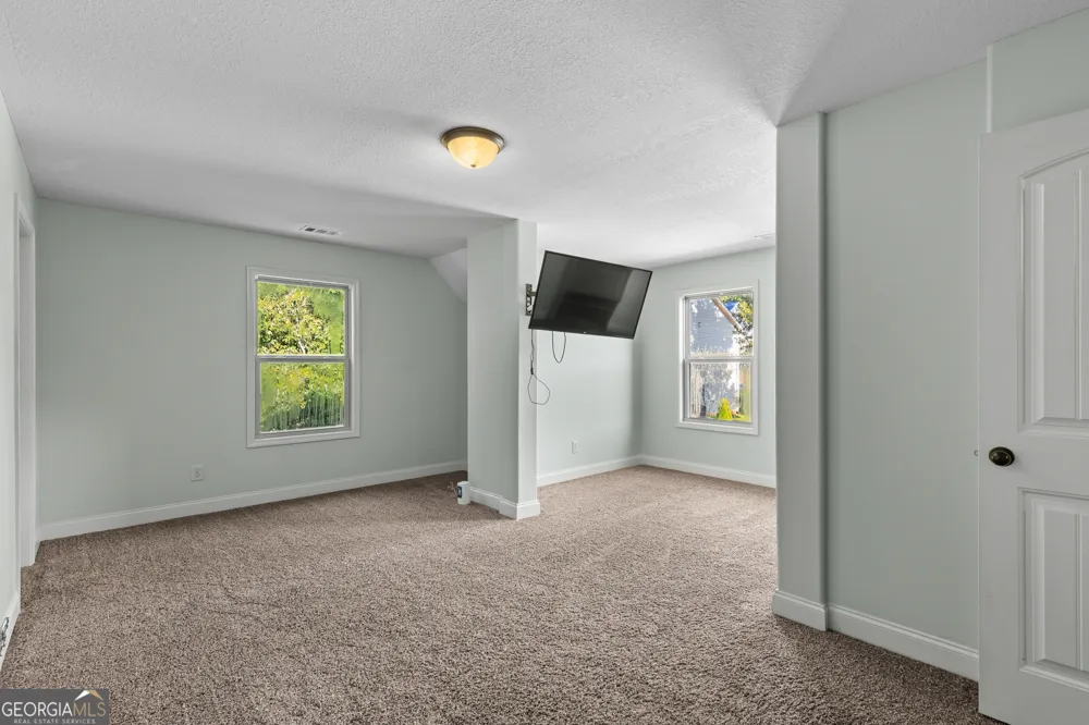 541 Greenridge LN Loganville, GA 30052