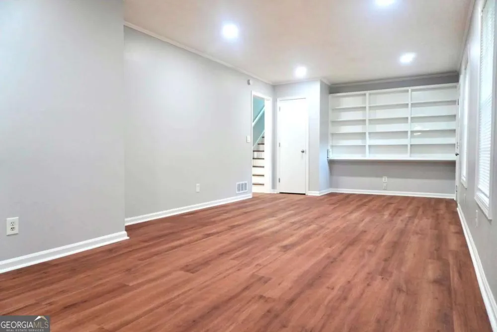 5122 Martindale Lane Stone Mountain, GA 30088