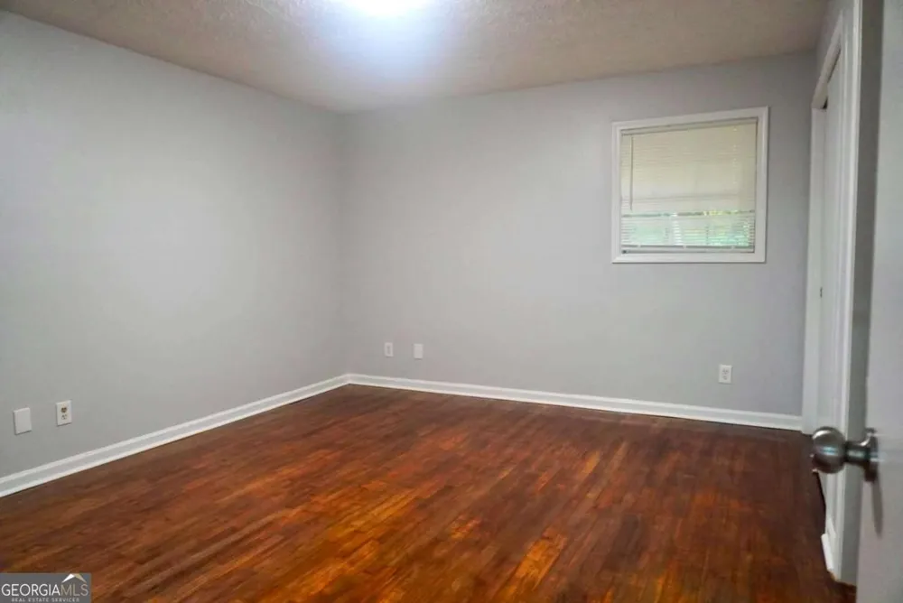 5122 Martindale Lane Stone Mountain, GA 30088