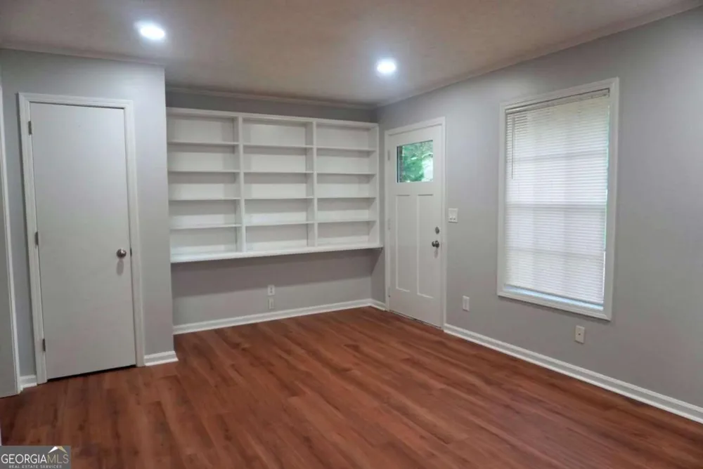 5122 Martindale Lane Stone Mountain, GA 30088