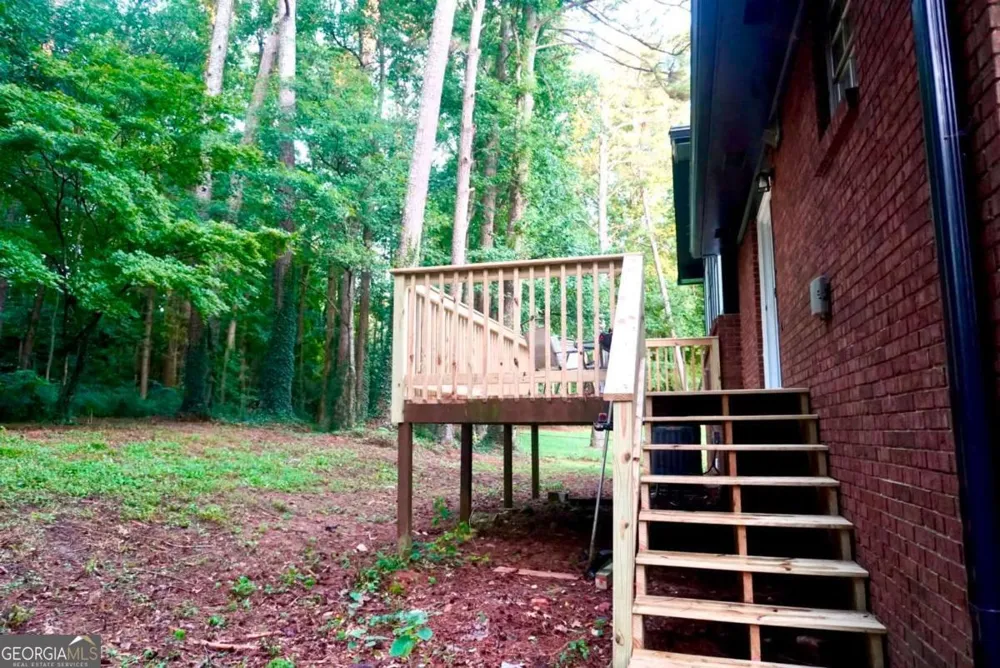 5122 Martindale Lane Stone Mountain, GA 30088