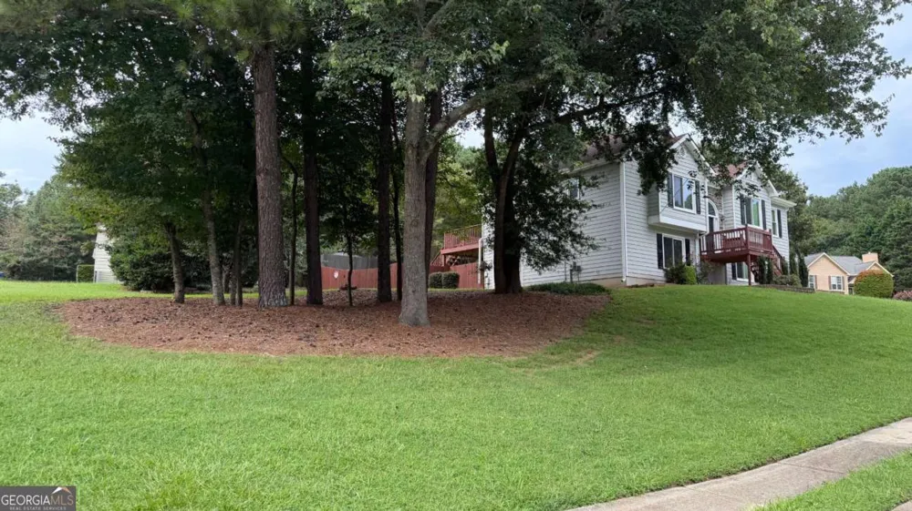 1755 Katrina Jo Ann CIR Dacula, GA 30019