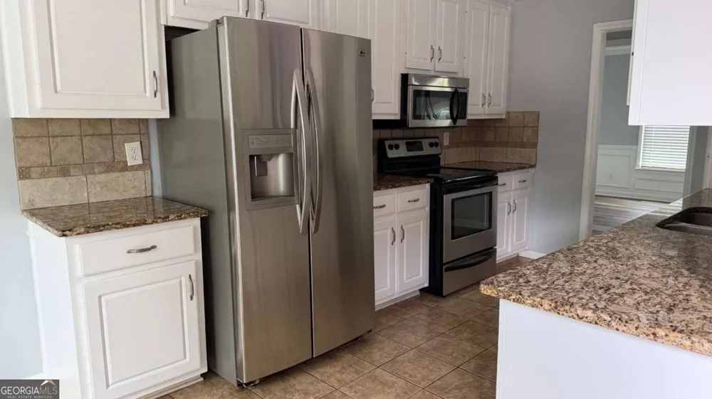1755 Katrina Jo Ann CIR Dacula, GA 30019